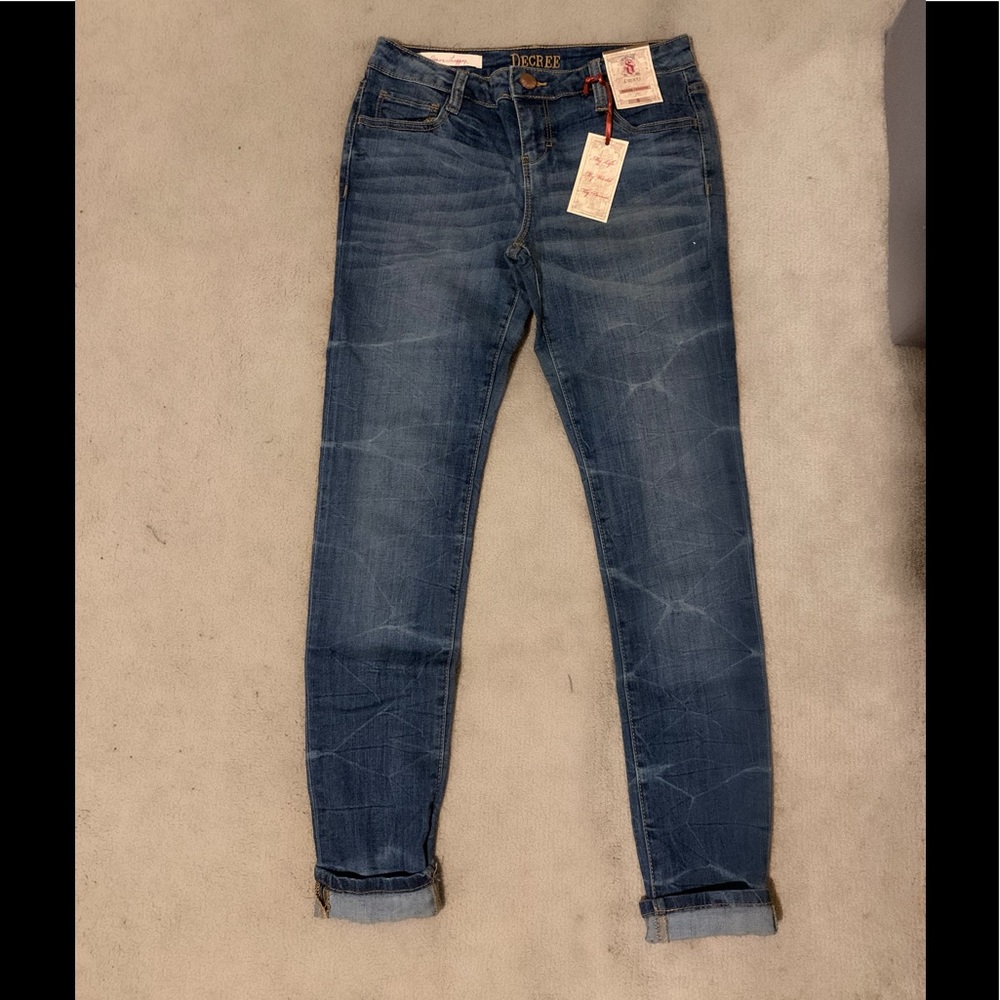 NWT Decree jeans
